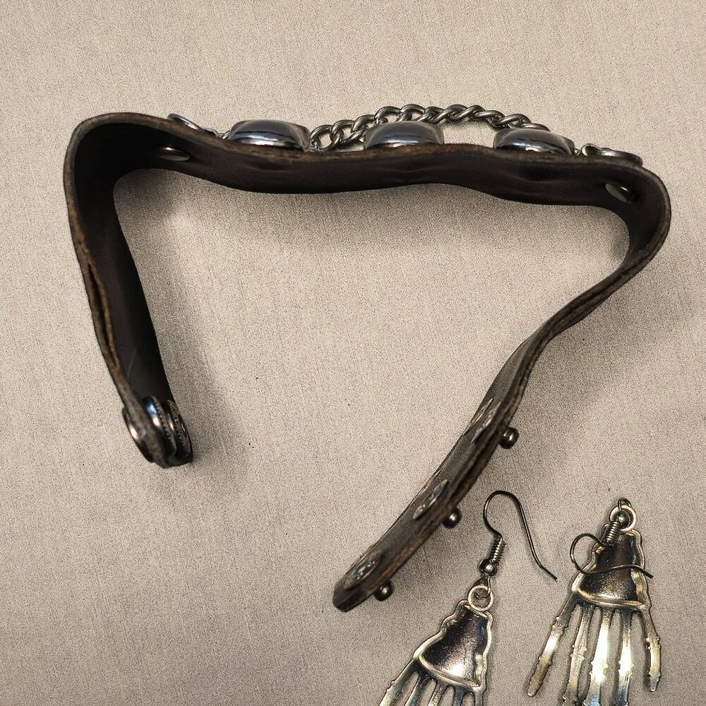 Y2K Skull & Bones Gothic Jewelry Set Silver Tone Earrings Bracelet Lot of 2 - Picture 8 of 11